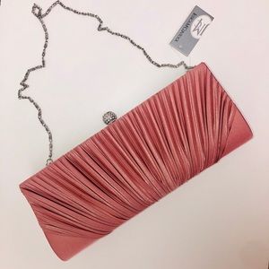 Jessica McClintock clutch in pink